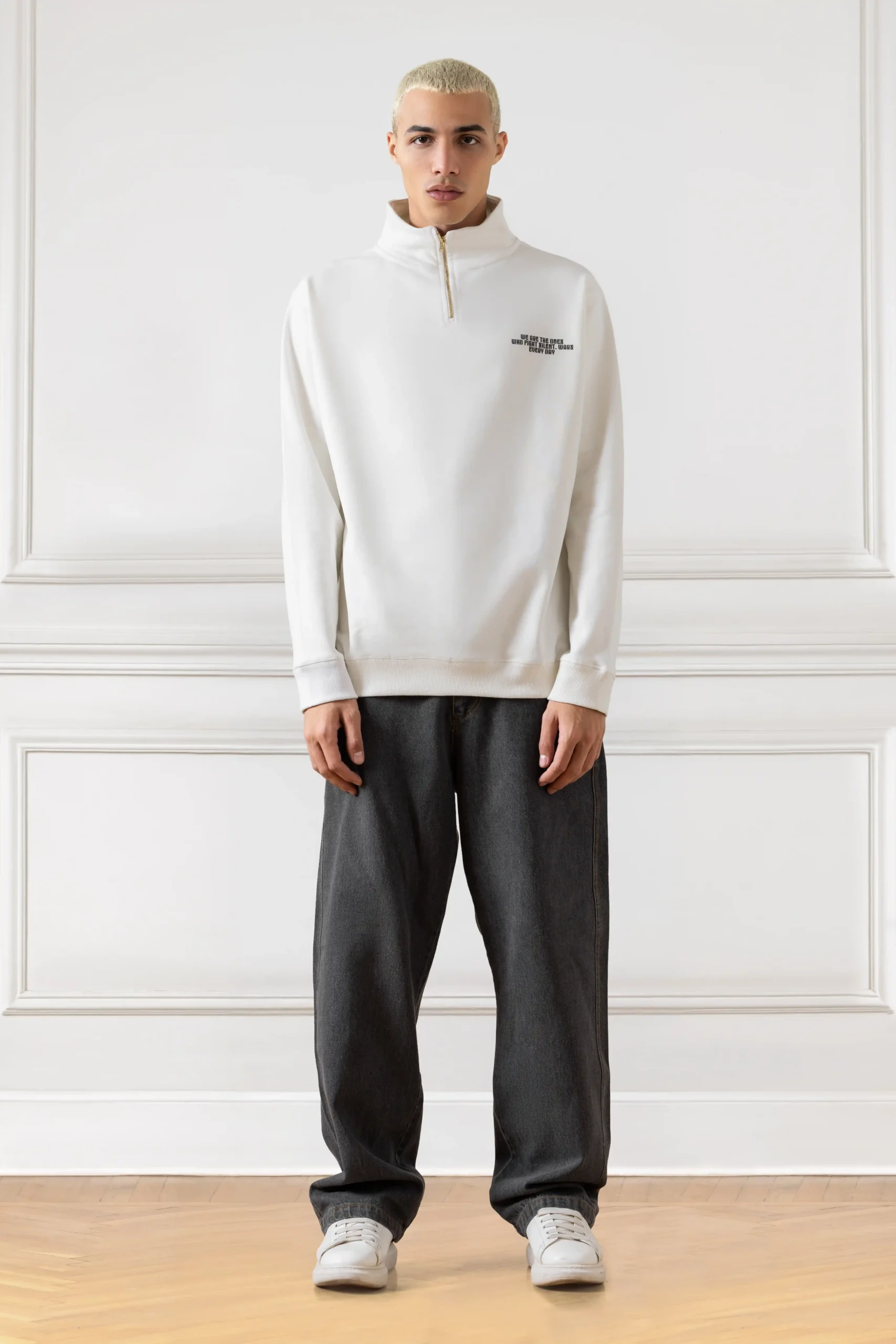 Core Quarter-Zip Up (WHITE)