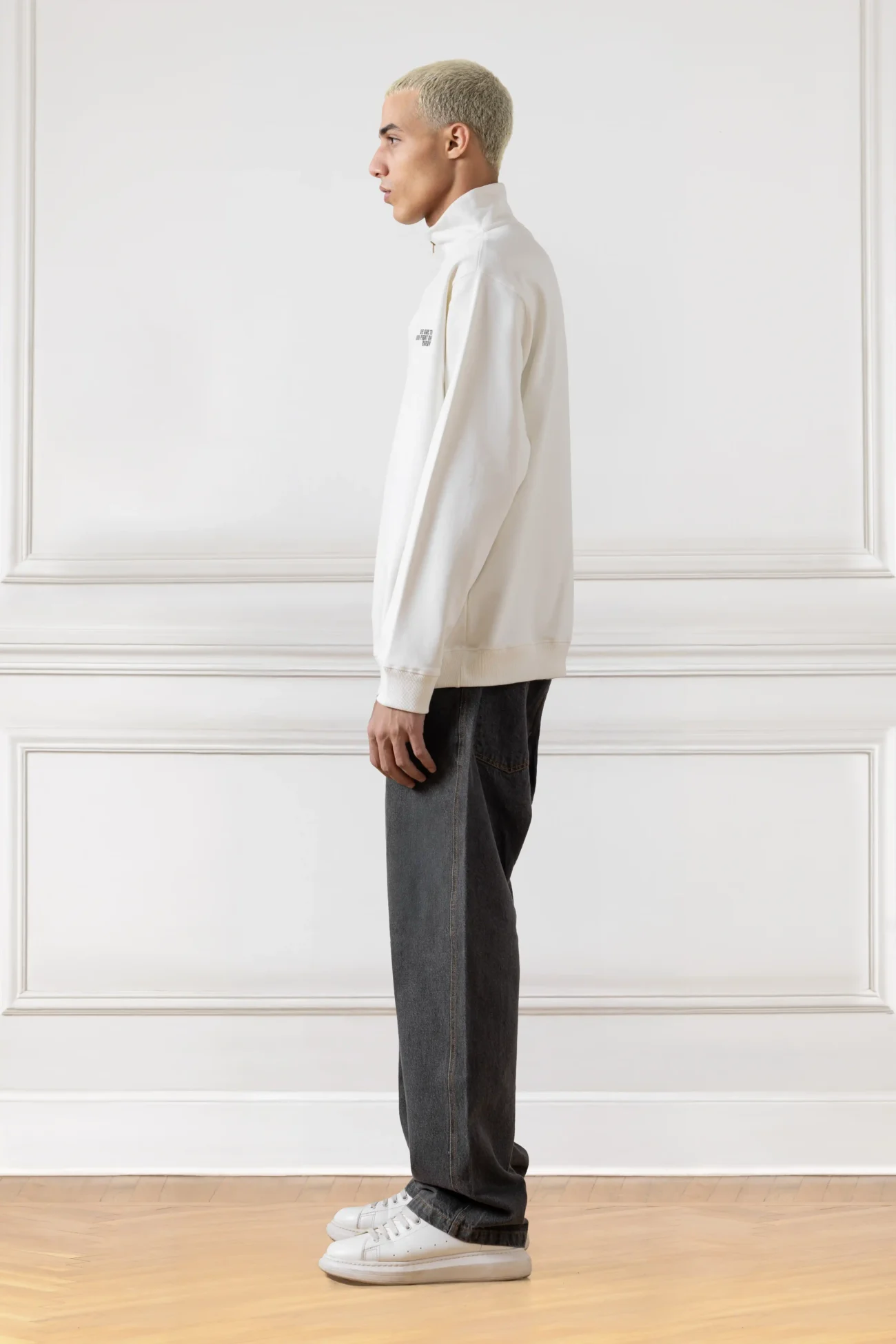 Core Quarter-Zip Up (WHITE) - Image 3